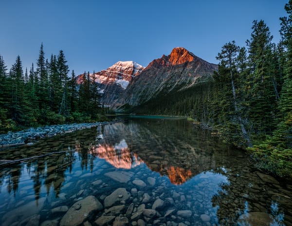 Обои Jasper National Park, лес, Альберта, природа, озеро, гора Эдит Кавелл, Канада