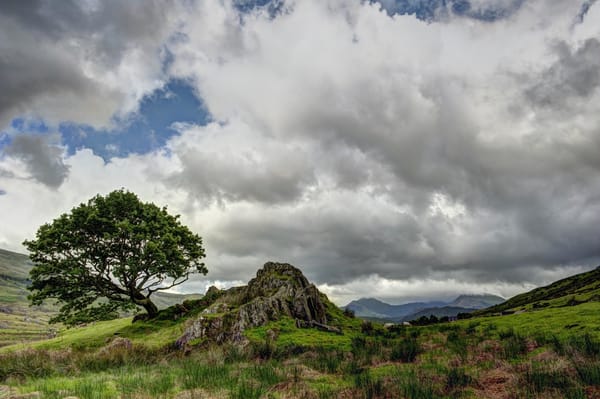 Обои Lies Thru a Lens, фотограф, city, Capel Curig, Wales, город, photography