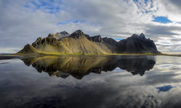 Обои Mountain, Iceland, Reflection