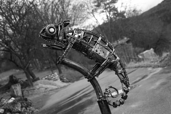 Обои хамелеон, железо, ящерица, metal chameleon