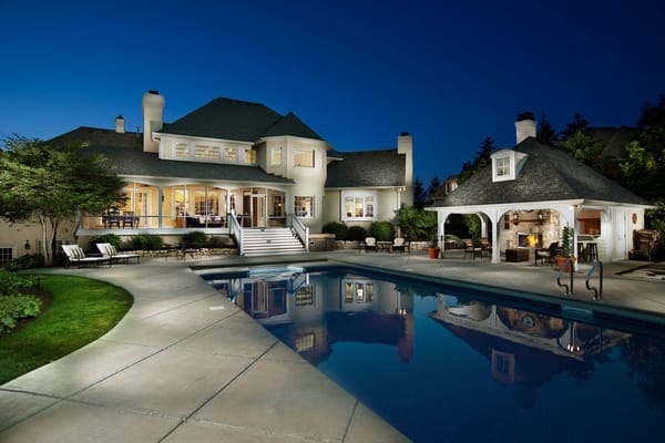 Обои luxury home, night, pool