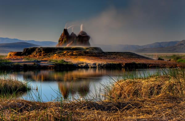 Обои Невада, искусственный, Флай, гейзер, горы, брызги, США, fly geyser, небо