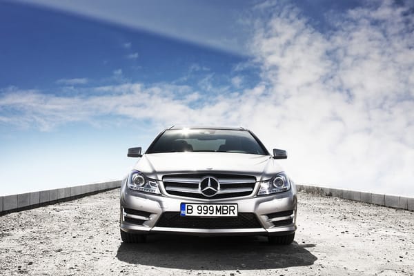 Обои auto, вид с переди, mercedes c сlasse, coupe, cars walls, cars, auto