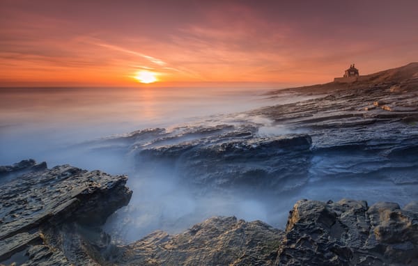 Обои Bamburgh Castle, пейзаж, sunrise