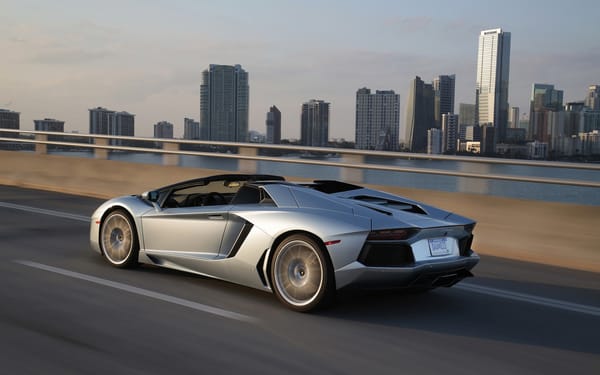 Обои lamborghini, aventador, roadster, lp700-4