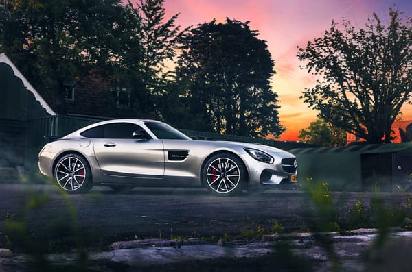 Обои суперкар, мерседес бенц, паркинг, mercedes-benz, макро, красава