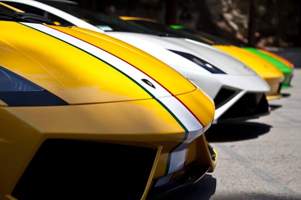 Обои lamborghini, суперкары, паркинг, ламборгини, макро