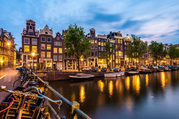 Обои Amsterdam, столица и крупнейший город Нидерландов, Голландия, Расположен в провинции Северная Голландия, панорама, Нидерланды, Амстердам