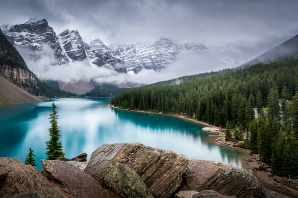 Обои Lake Moraine, Озеро Морейн, Canada, горы, скалы, деревья, Канада, пейзаж, озеро, Альберта
