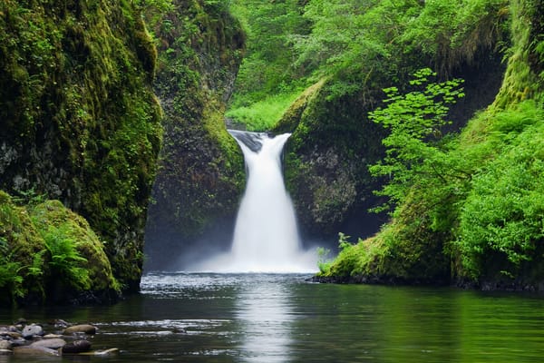 Обои Punchbowl Falls, Columbia River Gorge, Eagle Creek