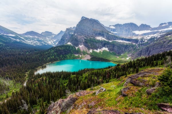 Обои Glacier National Park, озеро, пейзаж, Grinnell Lake, деревья, горы