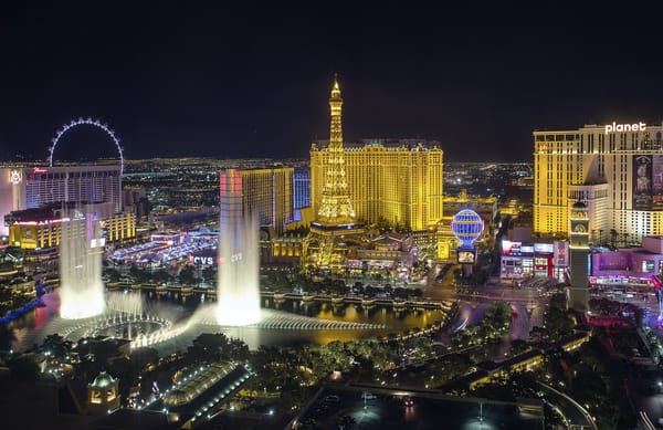Обои Las Vegas, ночные города, дома, Лас Вегас, штат Невада, Лас-Вегас, ночь, город, иллюминация, США, огни