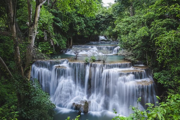 Обои Канчанабури, каскад, Huay mae kamin waterfall, течение, скалы, Провинция Канчанабури, Таиланд, лес, HuayMaeKhaminWaterfall, Тропический лес, поток, водопад