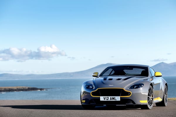 Обои Aston Martin, sport, астон мартин, sky, автомобиль, суперкар, car, V12, Sport-Plus Pack, небо, Vantage S