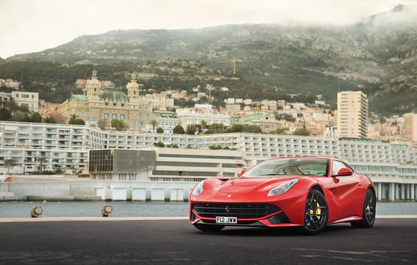 Обои Ferrari, red, berlinetta, F12