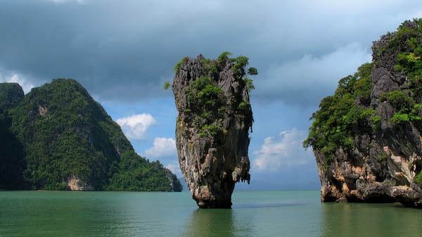 Обои James Bond Island, Thailand, Пхукет, остров Джеймса Бонда, островок Тапу, Khao Phing Kan, Phang Nga Bay, залив Пхангнга, Phuket, Тайланд, скалы
