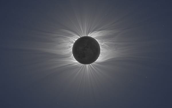 Обои полное солнечное затмение; фото Miroslav Druckmuller, Peter Aniol, Vojtech Rusin, Total Solar Eclipse