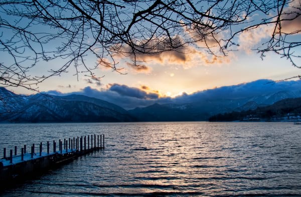 Обои The Lake at Nikko, облака, горы, озеро