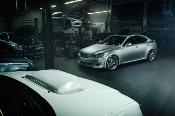 Обои мастерская, Impreza, IS 250, Mitsubishi, silvery, подъёмник, Lexus, Lancer, Subaru