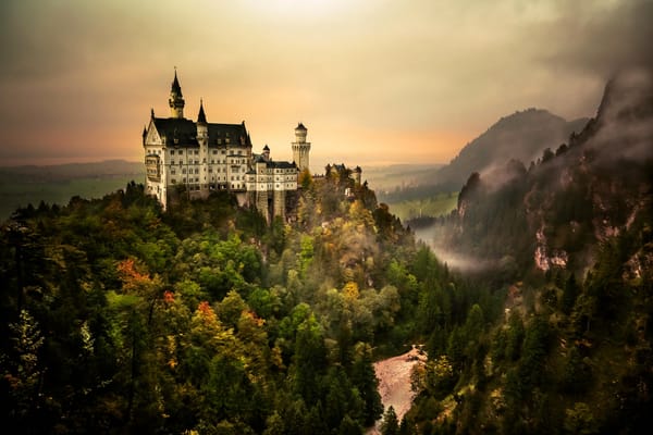 Обои деревь, германия, горы, лес, небо, Neuschwanstein, замок, бавария