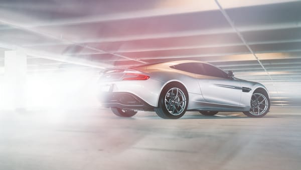 Обои Vanquish, William Stern, Aston Martin, rear, серебристый, астон мартин, ванквиш, silvery