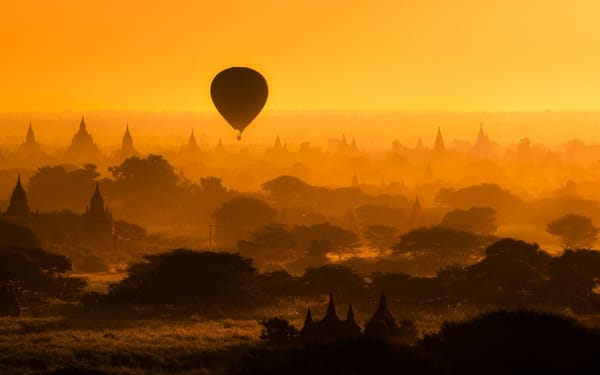 Обои храмы, деревья, архитектура, Myanmar, Bagan, воздушный шар, силуэты