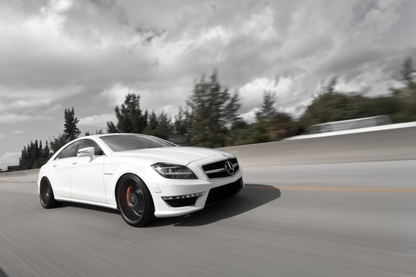 Обои Mercedes-Benz, AMG, белый, мерседес бенц, C218, CLS-Klasse, CLS 63, скорость