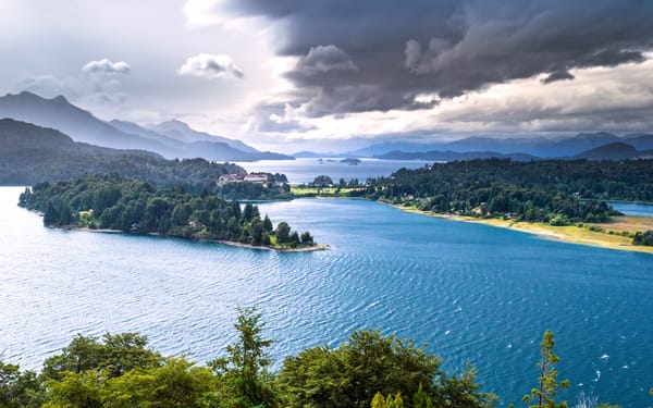 Обои Аргентина, горы, панорама, озеро, Патагония, Nahuel Huapi Lake, Patagonia, озеро Науэль-Уапи, Argentina, леса