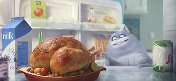 Обои chicken, Illumination Entertainment, family, hunger, treats, refrigerator, drawing, The Secret Life of Pets, Universal Pictures, cinema, tomato, graphic animation, apple, neko, cow, film, comedy, cartoon, official, pet, animal, roast chicken, movie, milk, kitchen, cat, Chloe, Lake Bell, adventure