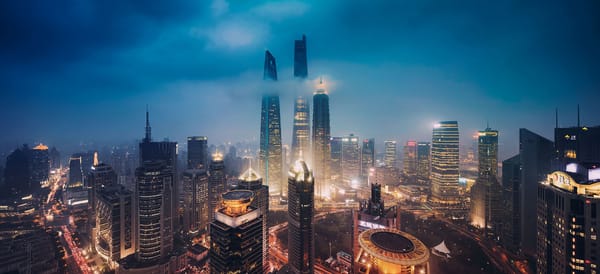 Обои автомобили, улицы, проспекты, Jin Mao Tower, Шанхай, трафик, Китай, Shanghai Tower, ночь, облака, горизонт, Shanghai World Financial Center