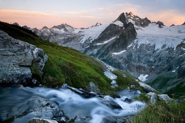 Обои Горы, травка, ручей, Glacier Peak Wilderness