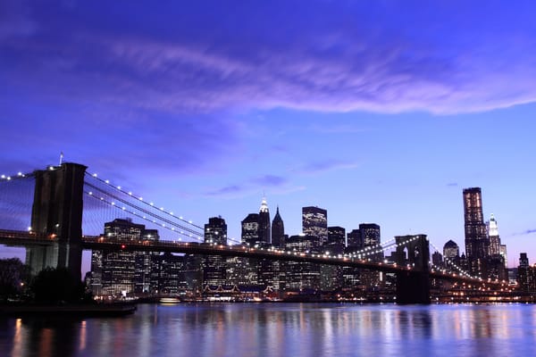 Обои brooklyn bridge, бруклинский мост, city, небо, нью-йорк, new york, огни, вечер, город, облака