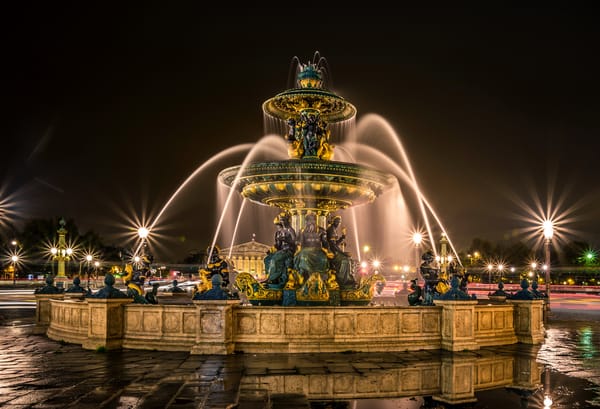 Обои дорога, Париж, фонтан, ночь, скульптуры, фонари, огни, Франция, Fontaines de la Concorde, лужи