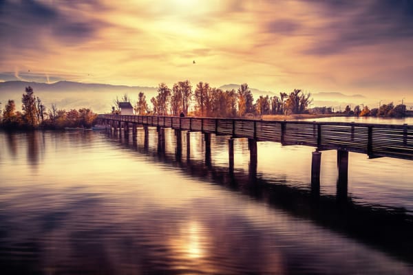 Обои берег, Crossing the bridge, река