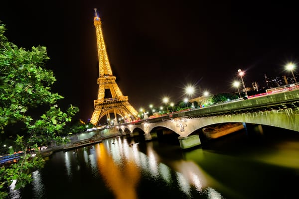 Обои La tour Eiffel, Paris, мост, Сена, Eiffel Tower, Франция, ночь, река, Париж, Эйфелева башня, город, свет, France