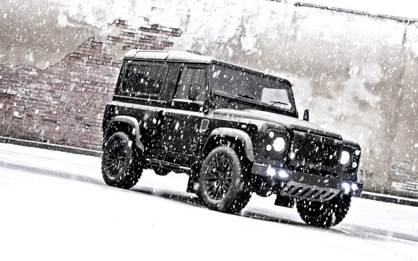 Обои land rover defender, внедорожник, джип, tuning, kahn, снег, ленд ровер