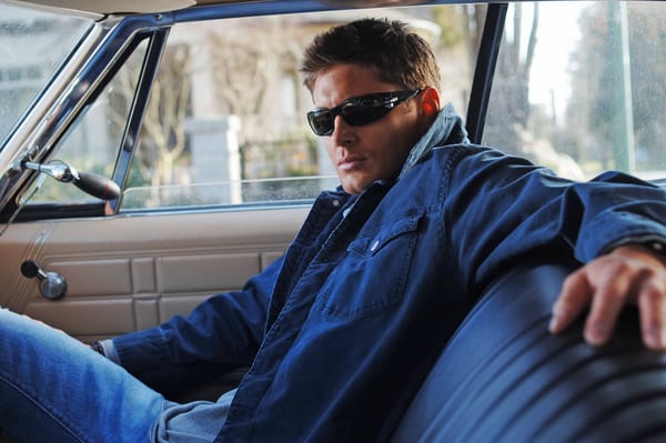 Обои Дженсен Эклс, очки, Дин Винче́стер, машина, Jensen Ackles, Dean Winchester