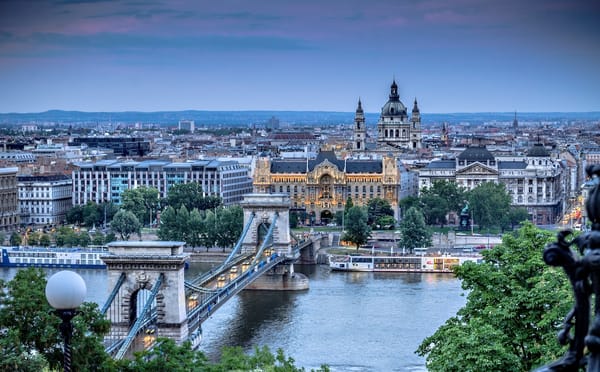 Обои Budapest, Magyarország, Будапешт, Széchenyi lánchíd, Венгрия, архитектура, город, река, Цепной мост Сечени, природа, Дунай