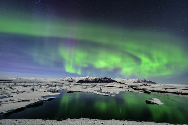 Обои Glacial Lagoon, льдины, Iceland, горы, северное сияние, льды, Исландия