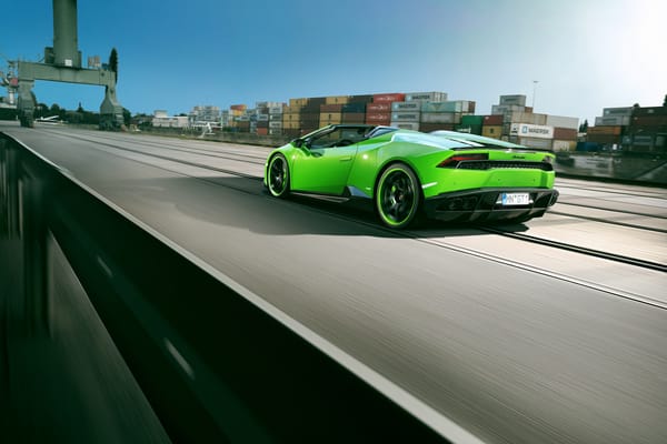 Обои Lamborghini, скорость, Torado, Spyder, порт, контейнеры, автомобиль, новитек, тюнинг, Novitec, Huracan