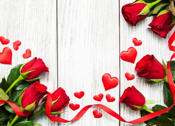 Обои красные розы, heart, red, розы, love, valentine`s day, бутоны, roses, flowers, romantic