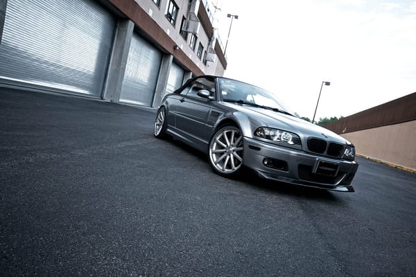 Обои здание, кабриолет, silvery, передняя часть, бмв, серебристый, BMW, E46, Cabrio