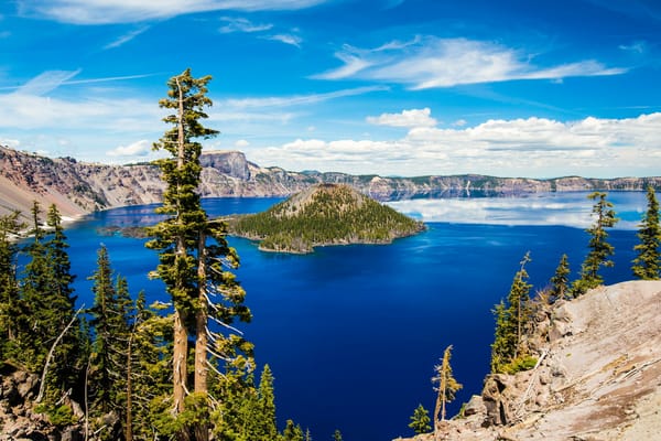 Обои Crater Lake, Орегон, Oregon, деревья, Crater Lake National Park, Озеро Крейтер, остров