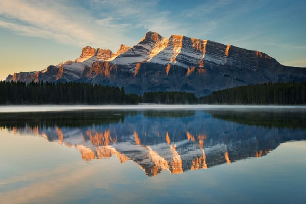 Обои banff, отражение, national park, two jack, reflection, rundle, лес, lake, гора, природа, canada, озеро