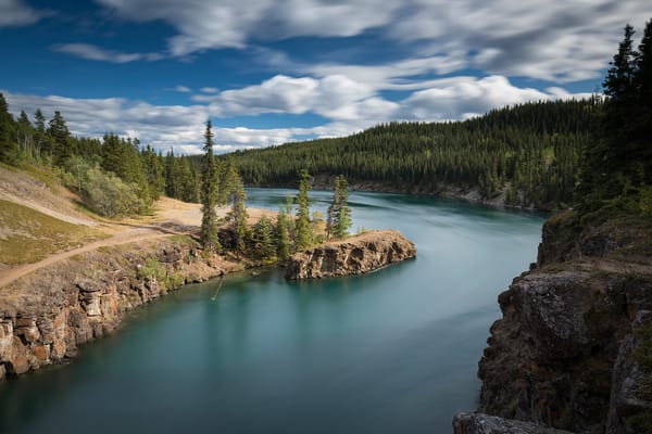 Обои лес, Река Юкон, Yukon River, Miles Canyon, Канада, Юкон, Canada, Yukon, река, Каньон Майлз
