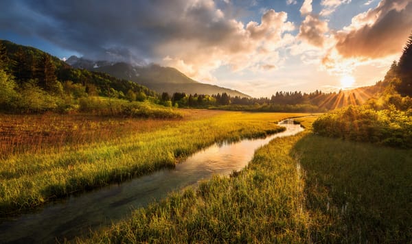 Обои закат, Kranjska Gora, Юлийские Альпы, луг, Julian Alps, Краньска-Гора, горы, речка, облака, Словения, дождь, Zelenci Springs, Slovenia