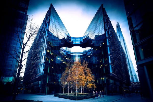 Обои London, архитектура, улица, деревья, Великобритания, Лондон, Англия, Great Britain, люди, модерн, здание, стекло, осень, город, England, 7 More London Riverside
