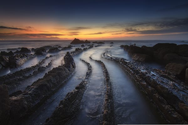 Обои скалы, океан, Barrika Beach, рассвет
