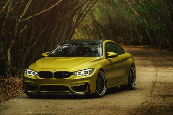 Обои BMW M4 Coupe Austin Yellow, Austin Yellow, BMW, BMW M4