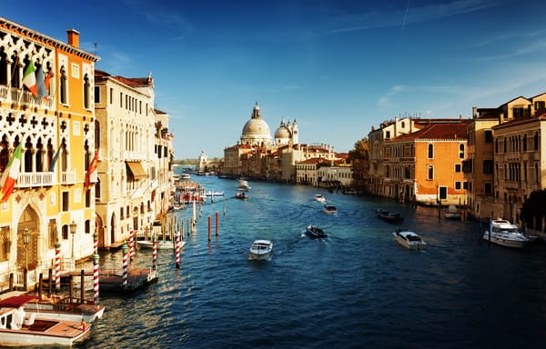 Обои гондолы, дома, Венеция, Italy, Canal Grande, канал, лодки, Гранд-канал, Venice, архитектура, Италия